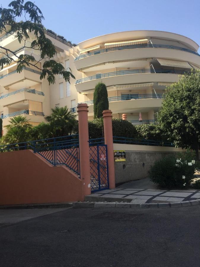 Iago lodge azur Fréjus Exterior foto